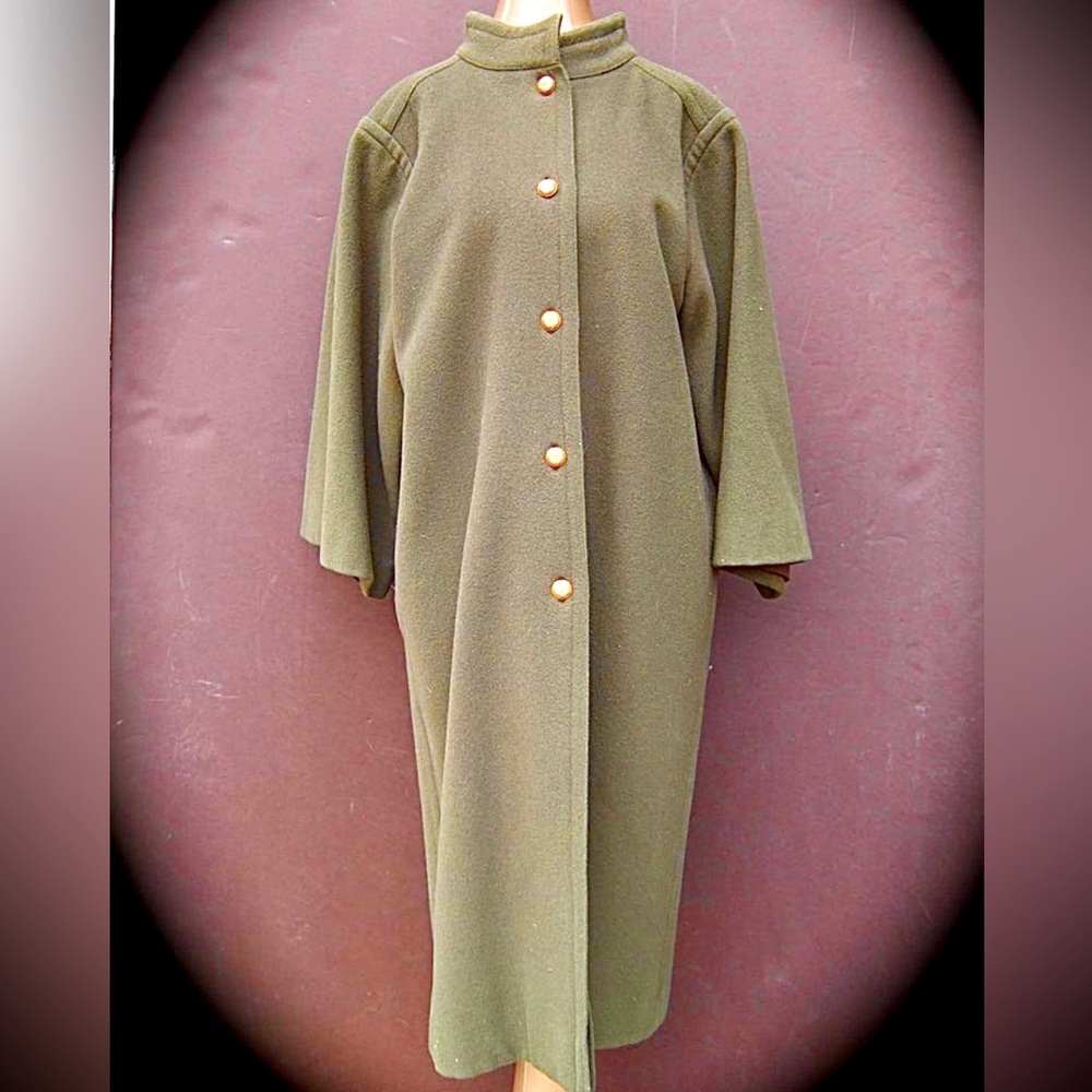 Chanel Coat – Stunning Vintage 1980’s Wool Olive/Army Green